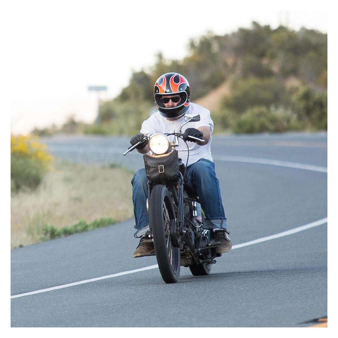 Biltwell Apparel Helmet Closeouts Biltwell Gringo Dice Flames Helmet 7 Biltwell Apparel Helmet Closeouts Biltwell Gringo Dice Flames Helmet - Image 7