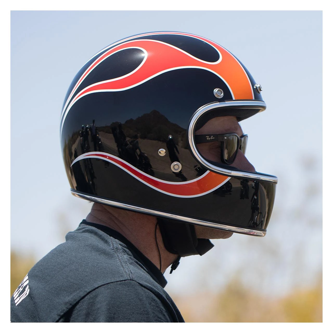 Biltwell Apparel Helmet Closeouts Biltwell Gringo Dice Flames Helmet 5 Biltwell Apparel Helmet Closeouts Biltwell Gringo Dice Flames Helmet - Image 5